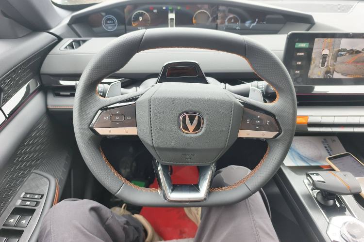 Used CHANGAN UNI-V 2025 1.5T 500Bar High-Energy Version Steering Wheel