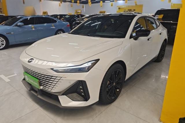 Used CHANGAN UNI-V 2025 1.5T 500Bar High-Energy Version