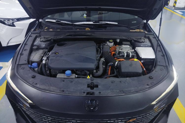 Used CHANGAN UNI-V iDD 2023 ZhiDian iDD 1.5T 113km ZhiKu Model Engine Bay