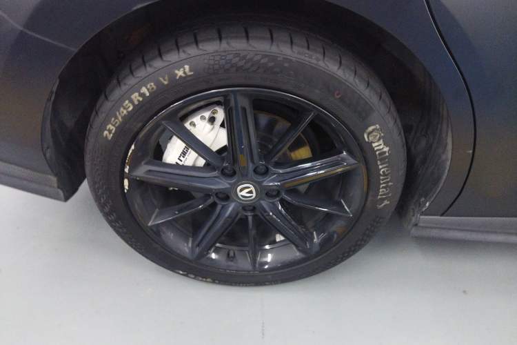 Used CHANGAN UNI-V iDD 2023 ZhiDian iDD 1.5T 113km ZhiKu Model Exterior 8