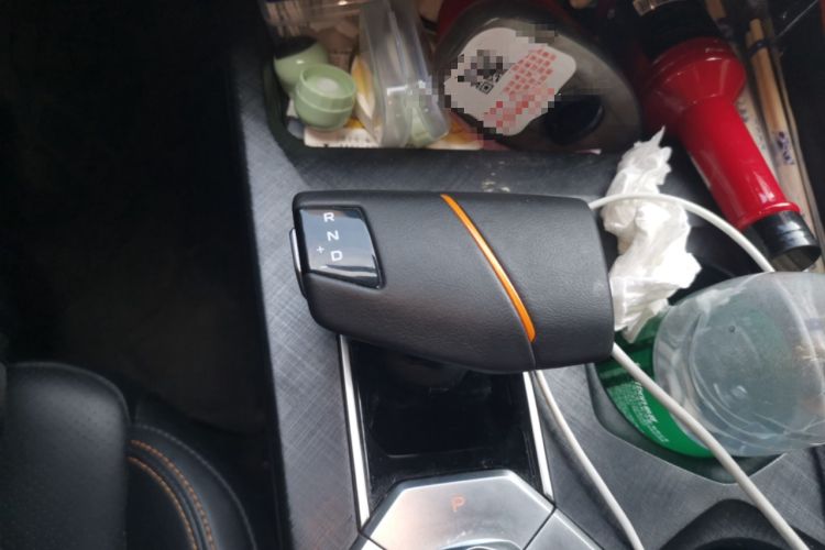 Used CHANGAN UNI-V iDD 2023 ZhiDian iDD 1.5T 113km ZhiKu Model Gear Lever