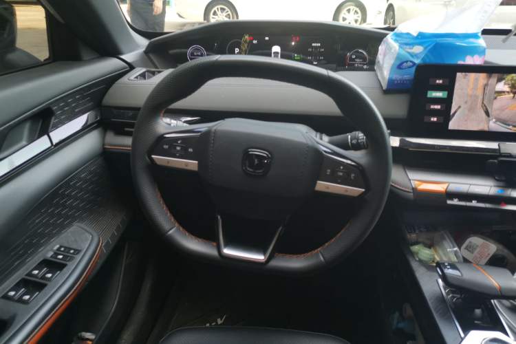 Used CHANGAN UNI-V iDD 2023 ZhiDian iDD 1.5T 113km ZhiKu Model Steering Wheel