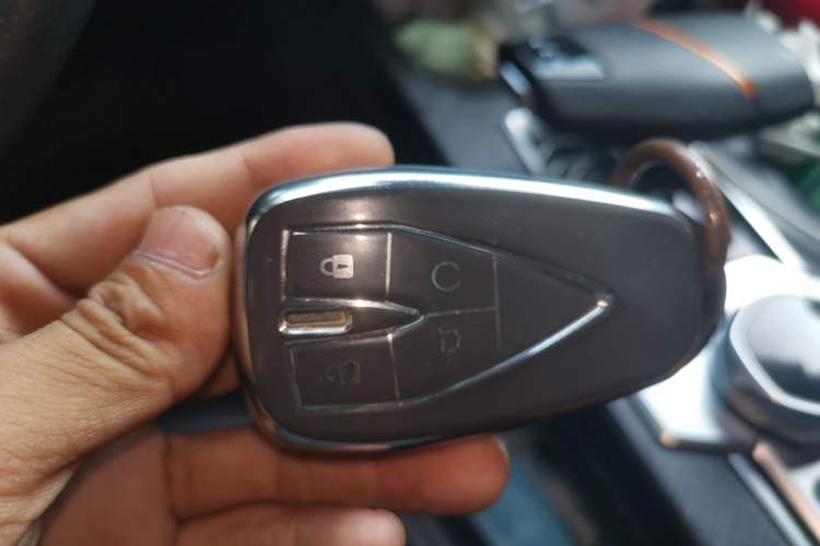 Used CHANGAN UNI-V iDD 2023 ZhiDian iDD 1.5T 113km ZhiKu Model Vehicle Key