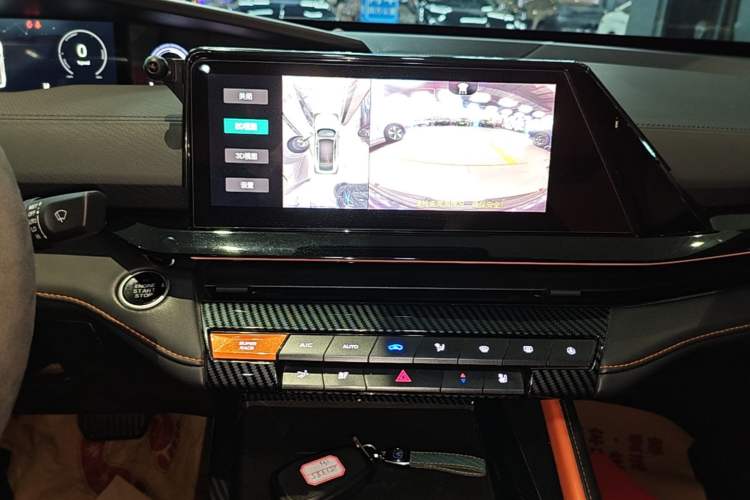 Used CHANGAN UNI-V iDD 2023 ZhiDian iDD 1.5T 113km ZhiKu Model Audio And AC Panel