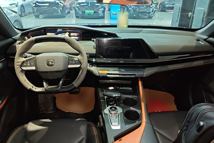 Used CHANGAN UNI-V iDD 2023 ZhiDian iDD 1.5T 113km ZhiKu Model Center Console