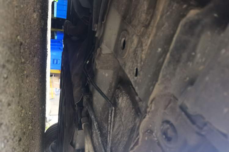 Used CHANGAN UNI-V iDD 2023 ZhiDian iDD 1.5T 113km ZhiKu Model Chassis Front Left