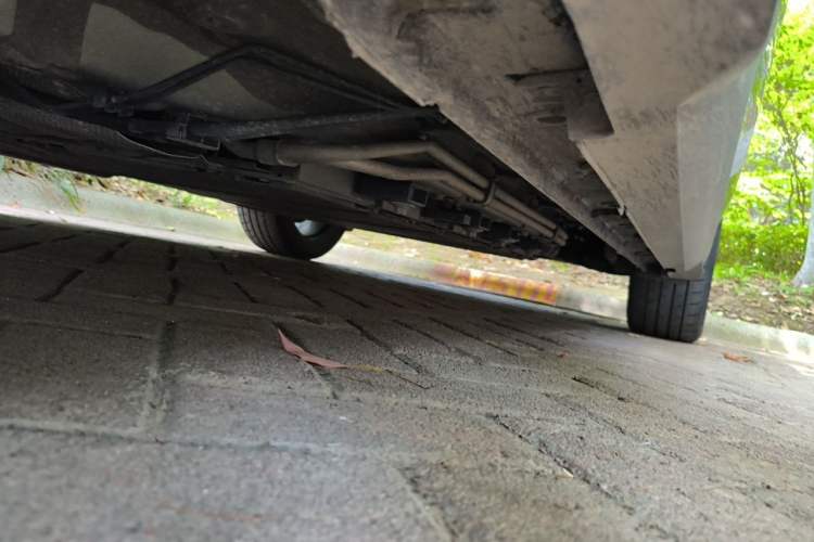 Used CHANGAN UNI-V iDD 2023 ZhiDian iDD 1.5T 113km ZhiKu Model Chassis Front Left