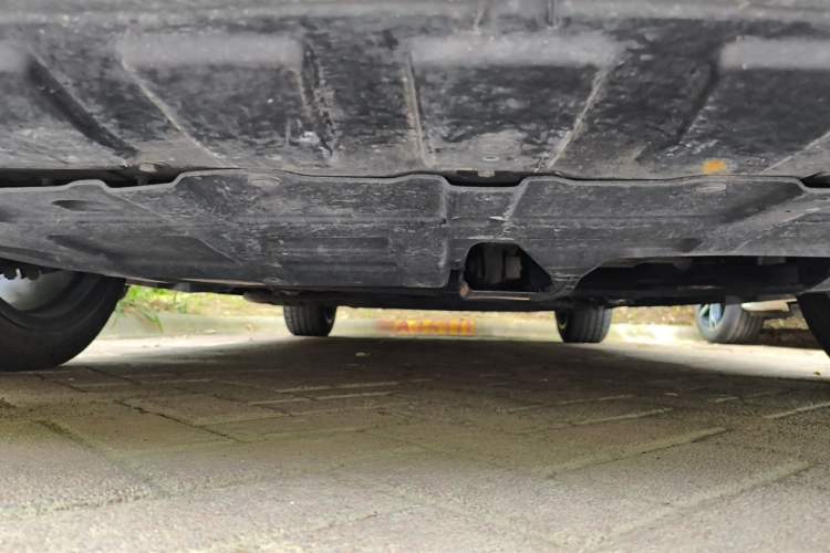 Used CHANGAN UNI-V iDD 2023 ZhiDian iDD 1.5T 113km ZhiKu Model Chassis Front