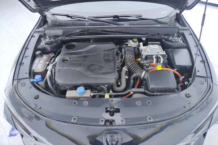 Used CHANGAN UNI-V iDD 2023 ZhiDian iDD 1.5T 113km ZhiKu Model Engine Bay