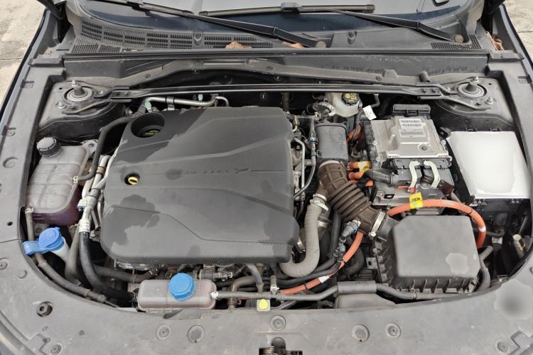 Used CHANGAN UNI-V iDD 2023 ZhiDian iDD 1.5T 113km ZhiKu Model Engine Bay