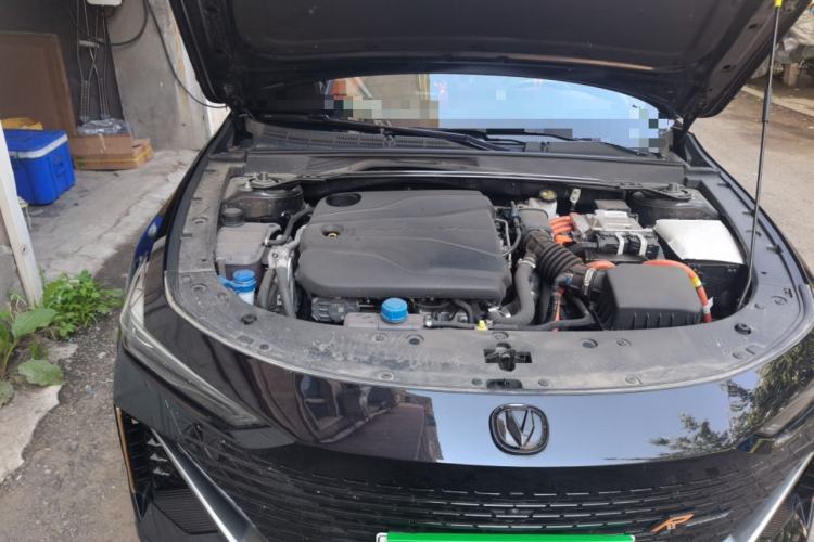 Used CHANGAN UNI-V iDD 2023 ZhiDian iDD 1.5T 113km ZhiKu Model Engine Bay Right