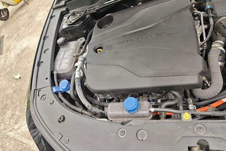 Used CHANGAN UNI-V iDD 2023 ZhiDian iDD 1.5T 113km Smart & Fun Version Engine Bay Right