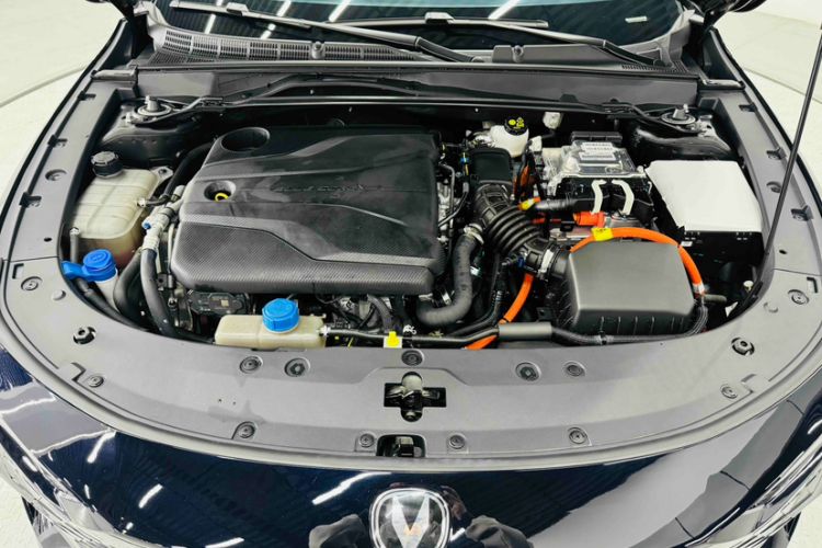 Used CHANGAN UNI-V iDD 2023 Zhidian iDD 1.5T 113km Smart & Fun Version (Rapid Edition) Engine Bay