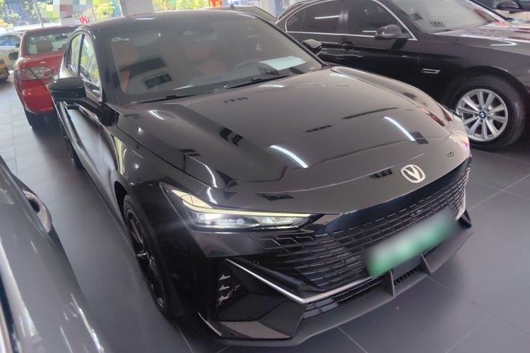 Used CHANGAN UNI-V iDD 2023 ZhiDian iDD 1.5T 113km ZhiKu Model Exterior 2
