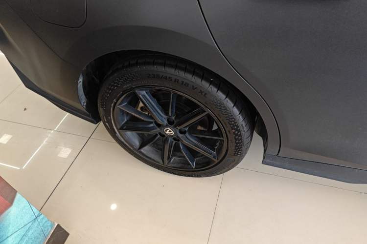 Used CHANGAN UNI-V iDD 2023 ZhiDian iDD 1.5T 113km Smart & Fun Version Exterior 5