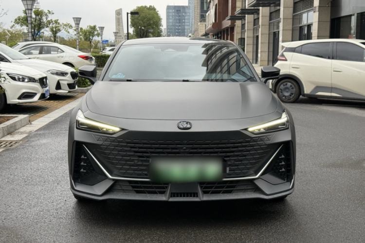 Used CHANGAN UNI-V iDD 2023 ZhiDian iDD 1.5T 113km ZhiKu Model Exterior 5