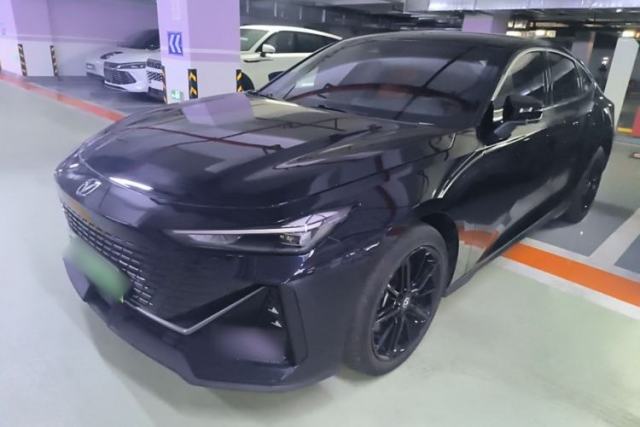 Used CHANGAN UNI-V iDD 2023 ZhiDian iDD 1.5T 113km ZhiKu Model