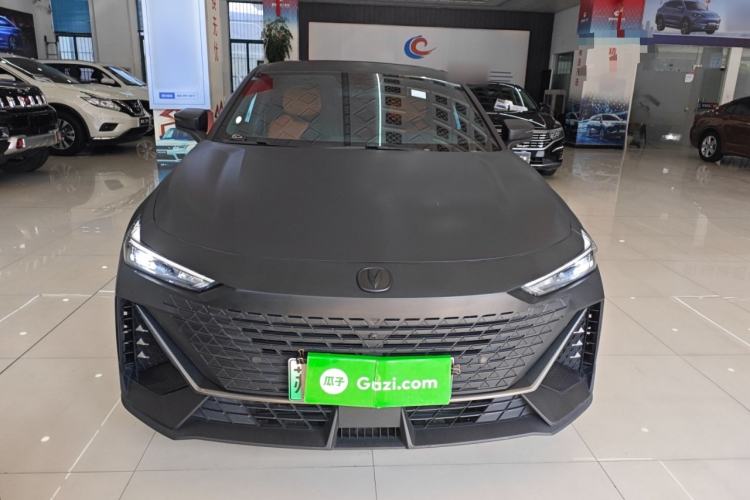 Used CHANGAN UNI-V iDD 2023 ZhiDian iDD 1.5T 113km Smart & Fun Version Front