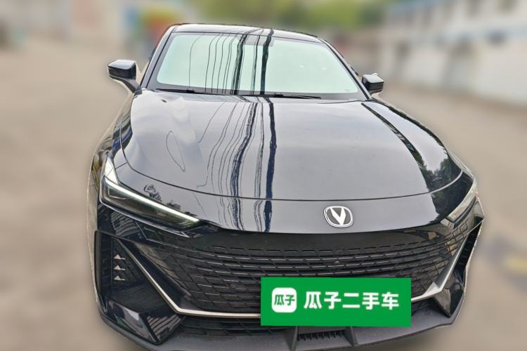 Used CHANGAN UNI-V iDD 2023 ZhiDian iDD 1.5T 113km Smart & Fun Version Front