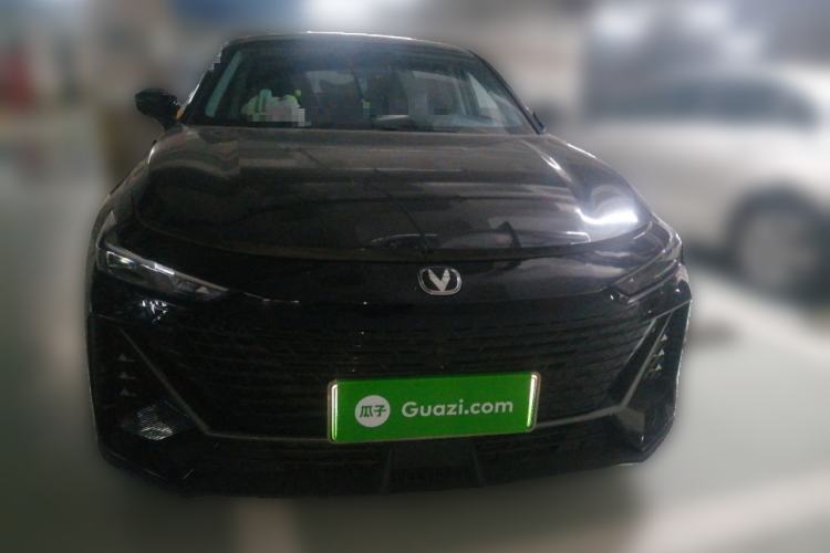 Used CHANGAN UNI-V iDD 2023 ZhiDian iDD 1.5T 113km Smart & Fun Version Front