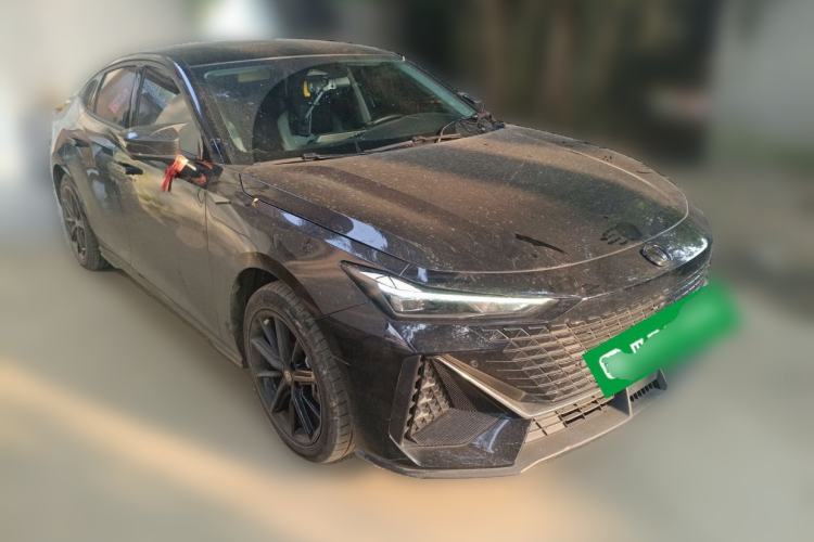 Used CHANGAN UNI-V iDD 2023 ZhiDian iDD 1.5T 113km ZhiKu Model Front Right 45 Deg