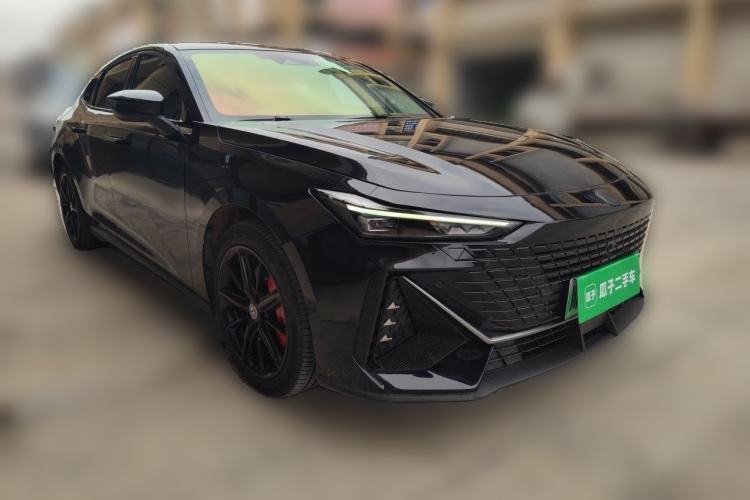 Used CHANGAN UNI-V iDD 2023 ZhiDian iDD 1.5T 113km ZhiKu Model Front Right 45 Deg