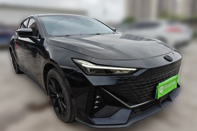 Used CHANGAN UNI-V iDD 2023 ZhiDian iDD 1.5T 113km ZhiKu Model Front Right 45 Deg