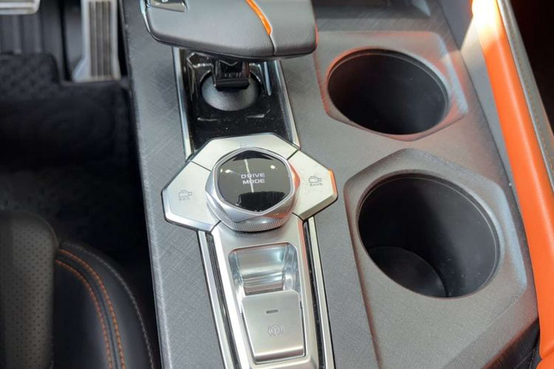 Used CHANGAN UNI-V iDD 2023 ZhiDian iDD 1.5T 113km ZhiKu Model Gear Lever