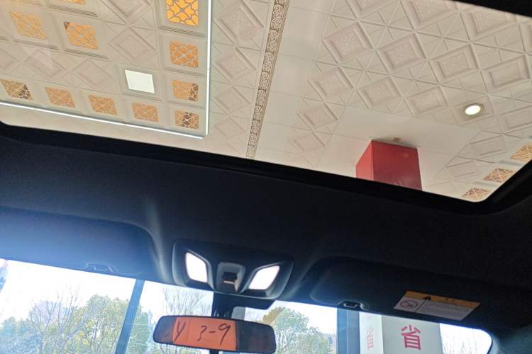 Used CHANGAN UNI-V iDD 2023 ZhiDian iDD 1.5T 113km Smart & Fun Version Headliner