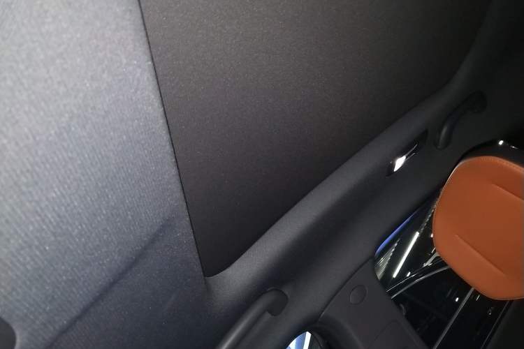 Used CHANGAN UNI-V iDD 2023 ZhiDian iDD 1.5T 113km ZhiKu Model Headliner