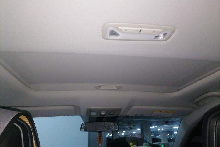Used CHANGAN UNI-V iDD 2023 ZhiDian iDD 1.5T 113km Smart & Fun Version Headliner
