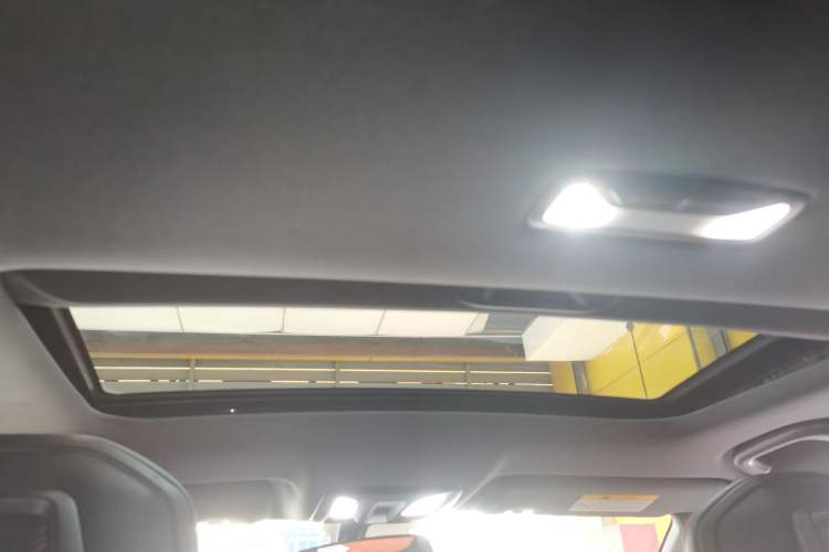 Used CHANGAN UNI-V iDD 2023 Zhidian iDD 1.5T 113km Smart & Fun Version (Rapid Edition) Headliner