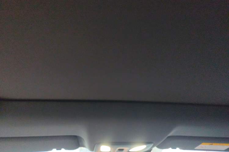 Used CHANGAN UNI-V iDD 2023 ZhiDian iDD 1.5T 113km ZhiKu Model Headliner