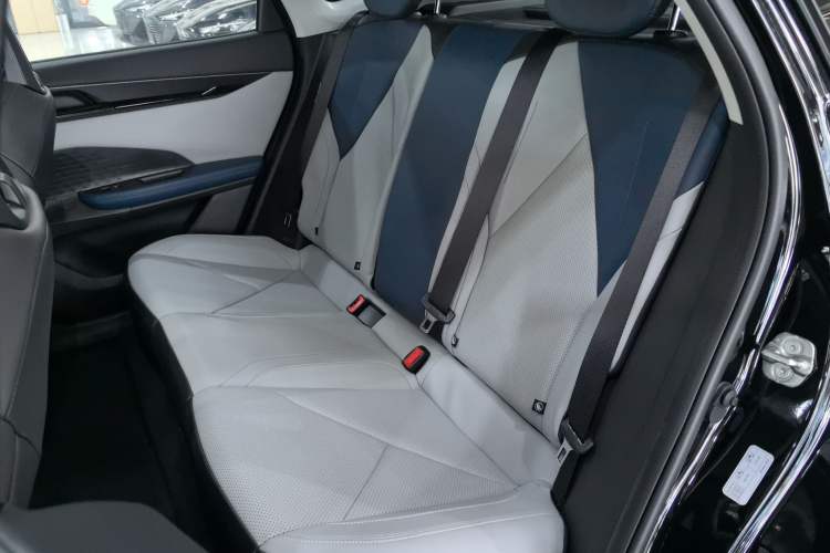 Used CHANGAN UNI-V iDD 2023 ZhiDian iDD 1.5T 113km Smart & Fun Version Interior 1