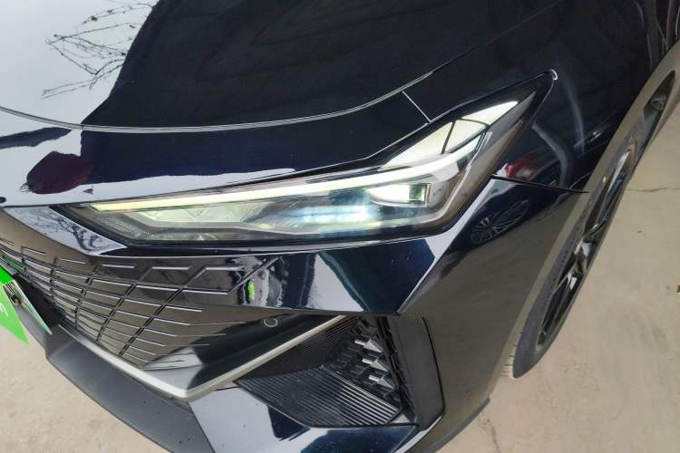 Used CHANGAN UNI-V iDD 2023 Zhidian iDD 1.5T 113km Smart & Fun Version (Rapid Edition) Left Front Headlight