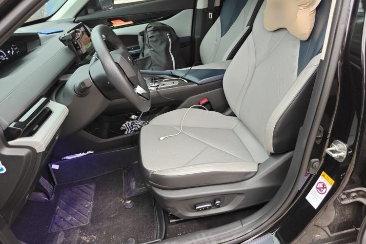 Used CHANGAN UNI-V iDD 2023 ZhiDian iDD 1.5T 113km ZhiKu Model Left Front Seat