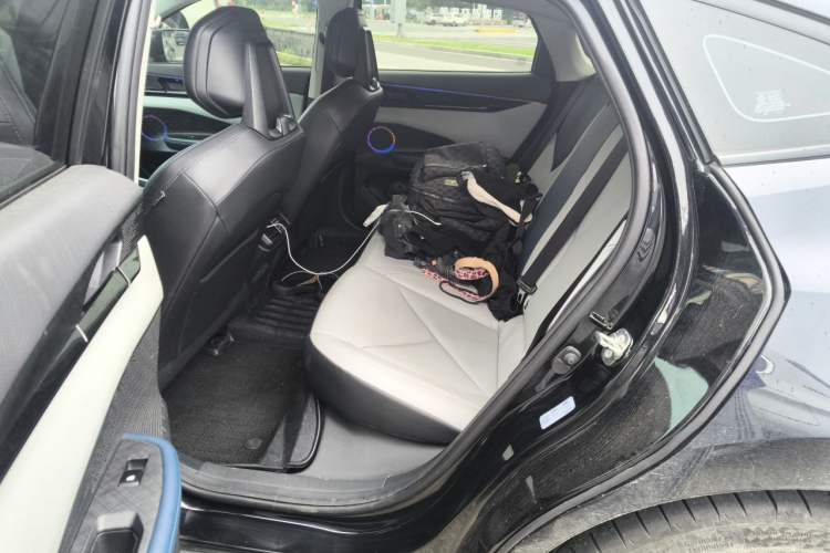 Used CHANGAN UNI-V iDD 2023 Zhidian iDD 1.5T 113km Smart & Fun Version (Rapid Edition) Left Rear Seat
