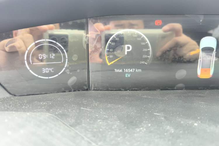 Used CHANGAN UNI-V iDD 2023 Zhidian iDD 1.5T 113km Smart & Fun Version (Rapid Edition) Odometer Close Up