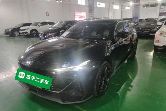 Used CHANGAN UNI-V iDD 2023 ZhiDian iDD 1.5T 113km ZhiKu Model