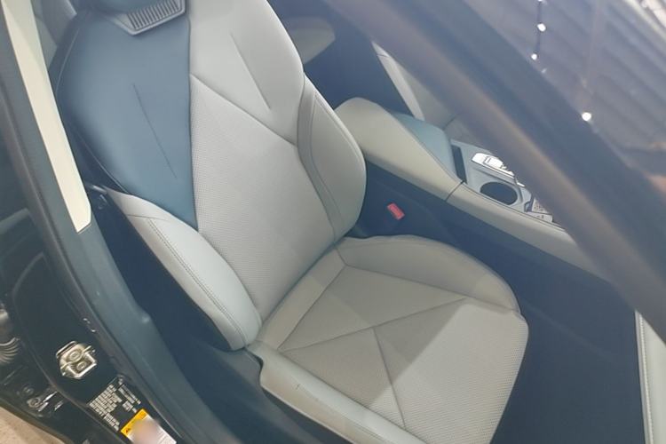 Used CHANGAN UNI-V iDD 2023 ZhiDian iDD 1.5T 113km ZhiKu Model Right Front Seat