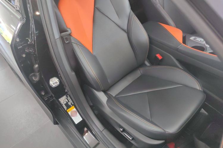 Used CHANGAN UNI-V iDD 2023 ZhiDian iDD 1.5T 113km ZhiKu Model Right Front Seat