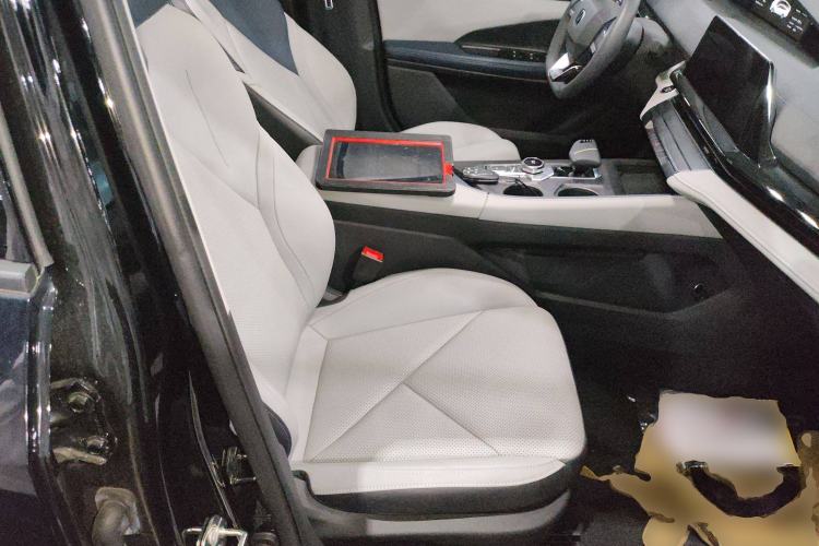 Used CHANGAN UNI-V iDD 2023 ZhiDian iDD 1.5T 113km Smart & Fun Version Right Front Seat