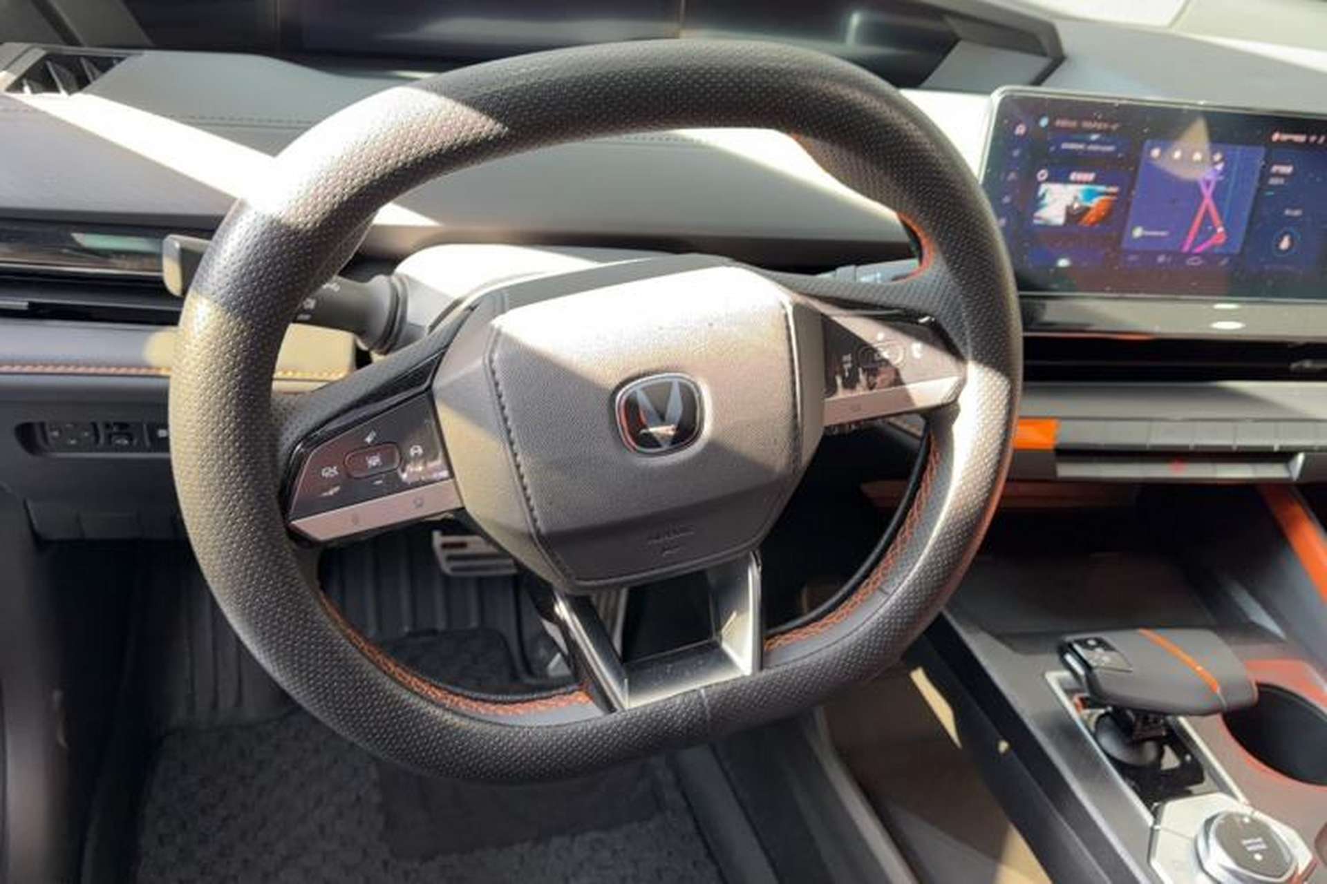 Used CHANGAN UNI-V iDD 2023 ZhiDian iDD 1.5T 113km ZhiKu Model Steering Wheel