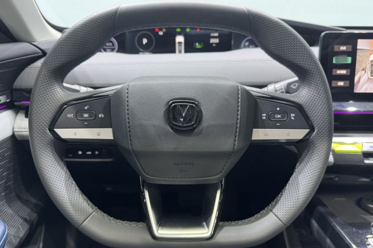 Used CHANGAN UNI-V iDD 2023 ZhiDian iDD 1.5T 113km ZhiKu Model Steering Wheel