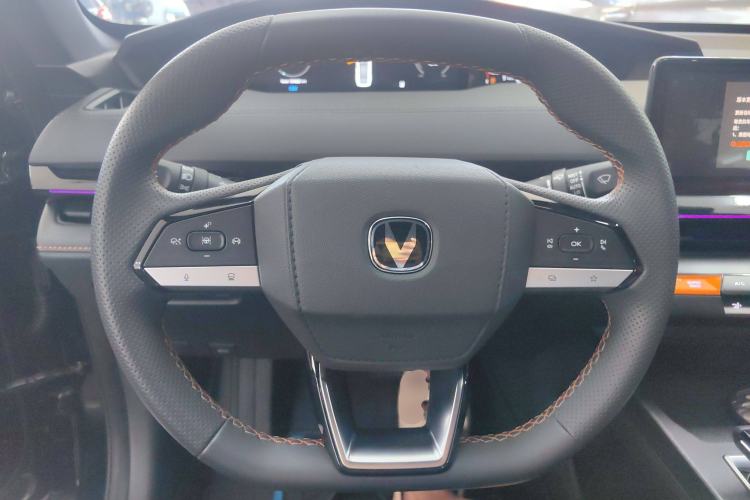 Used CHANGAN UNI-V iDD 2023 ZhiDian iDD 1.5T 113km ZhiKu Model Steering Wheel