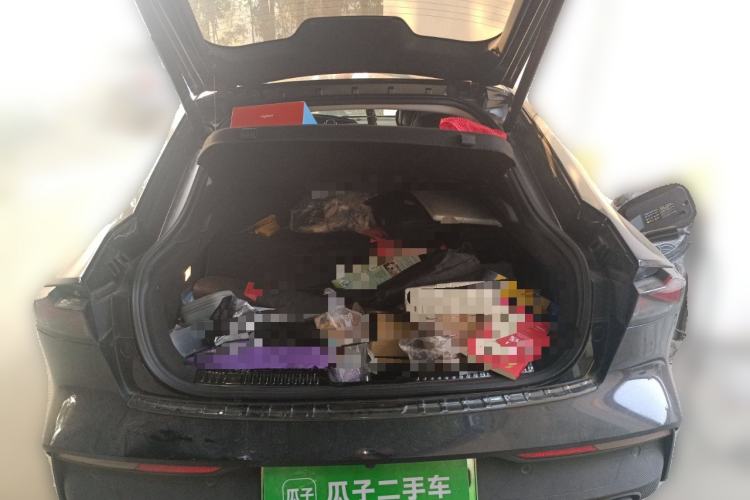 Used CHANGAN UNI-V iDD 2023 ZhiDian iDD 1.5T 113km ZhiKu Model Trunk