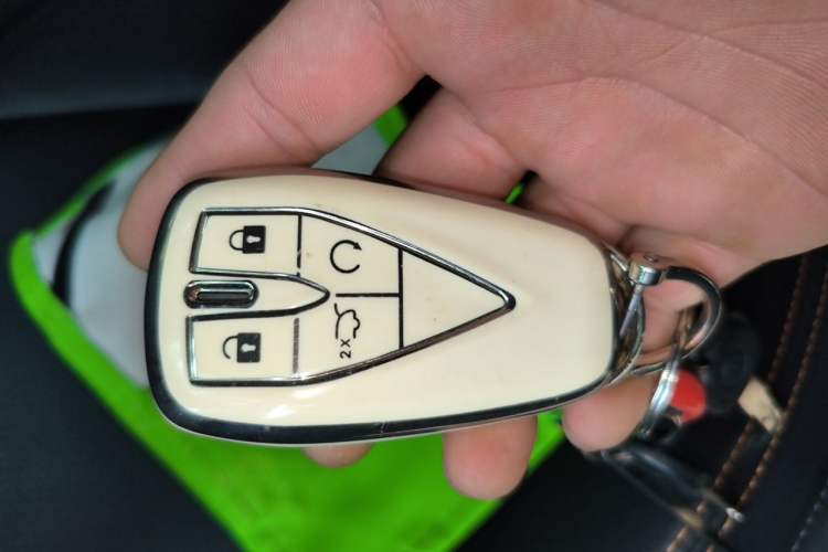 Used CHANGAN UNI-V iDD 2023 ZhiDian iDD 1.5T 113km ZhiKu Model Vehicle Key