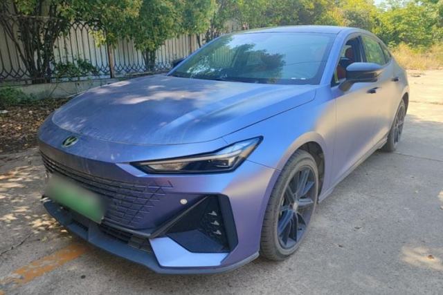 Used CHANGAN UNI-V iDD 2023 ZhiDian iDD 1.5T 113km ZhiKu Model