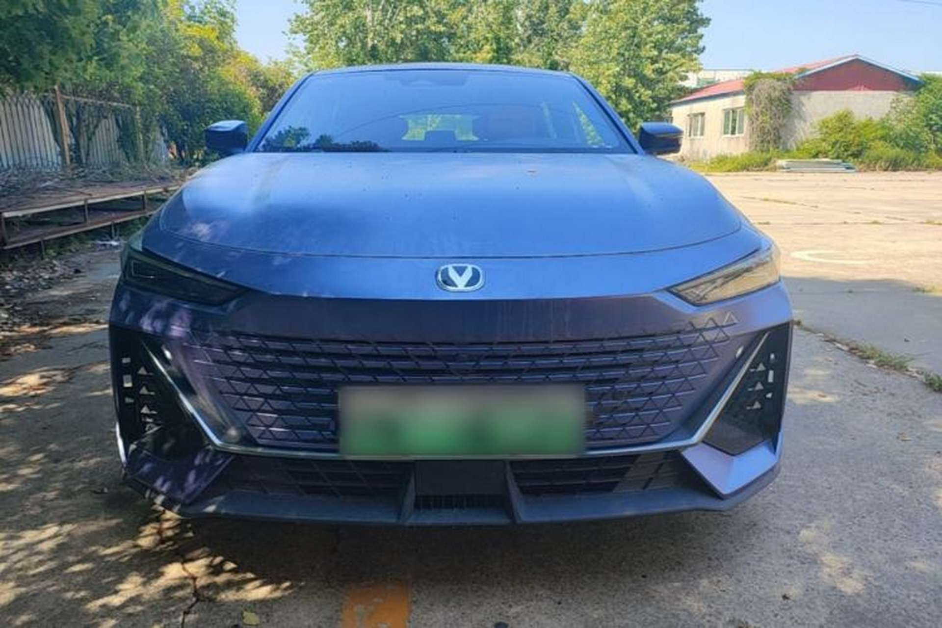 Used CHANGAN UNI-V iDD 2023 ZhiDian iDD 1.5T 113km ZhiKu Model Front
