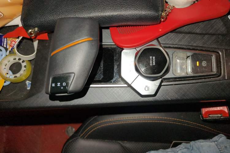 Used CHANGAN UNI-V iDD 2023 Zhidian iDD 1.5T 113km Smart & Fun Version (Rapid Edition) Gear Lever